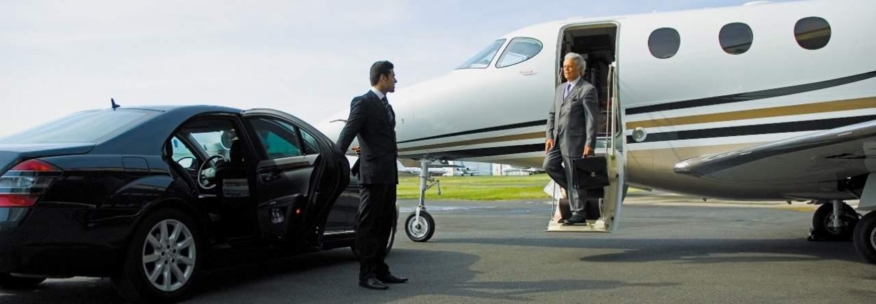 Baku: Private Airport Transfer 2