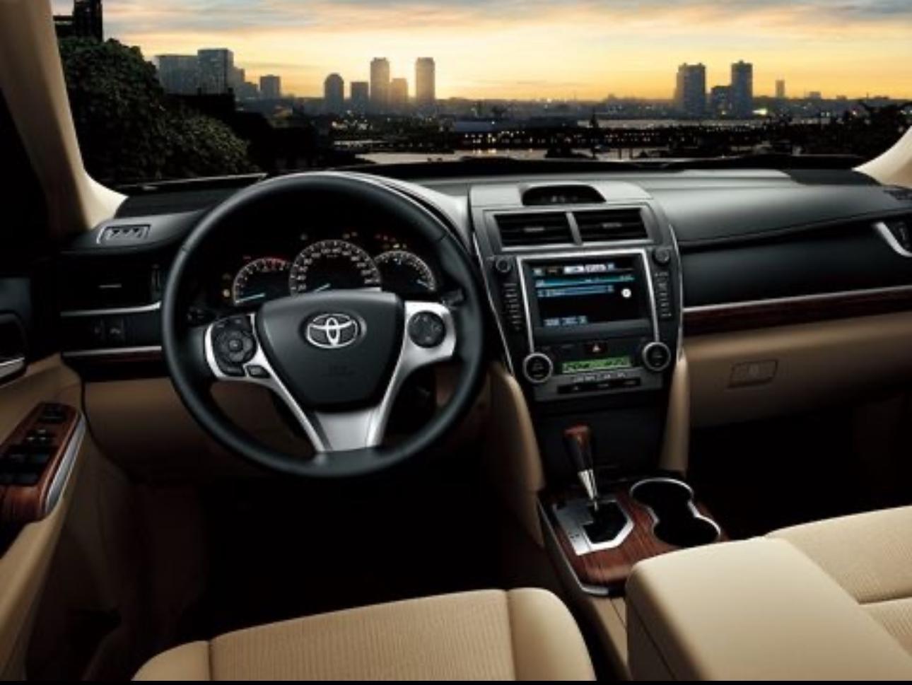 Muscat: Full-Day Car and Driver Hire in Muscat CityTerritory 3