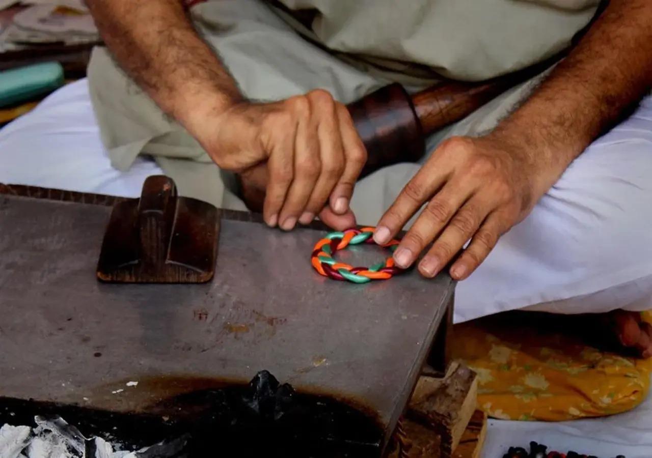 Jaipur: Lac Work & Bangle-Making Workshop with Artisan 2