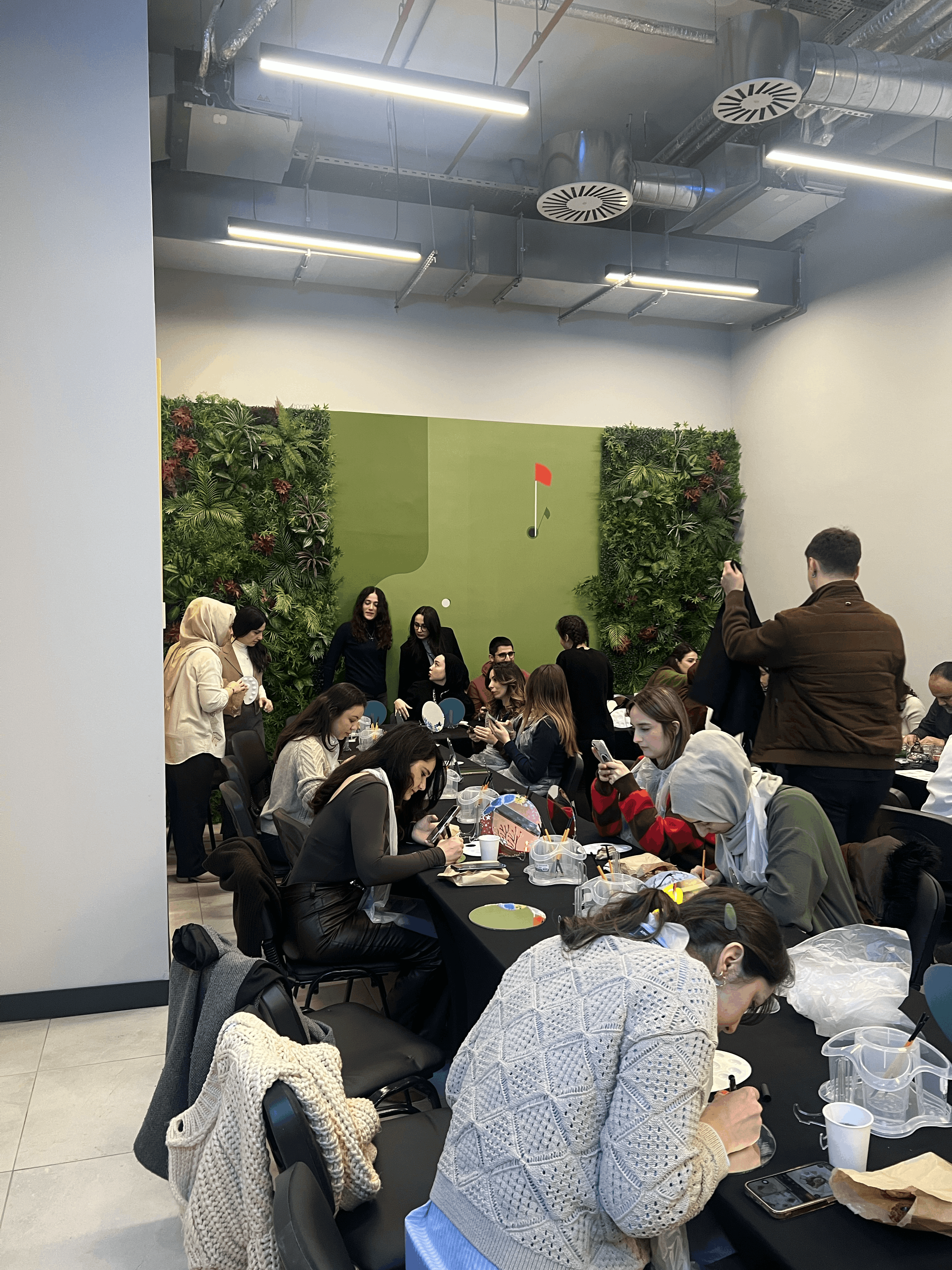 Istanbul: Mirror Painting Workshop - Reflection Meets Art 2