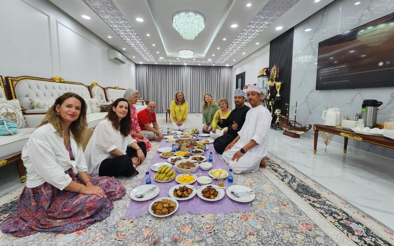 Lunch with an Omani Family – Authentic Cultural Experience