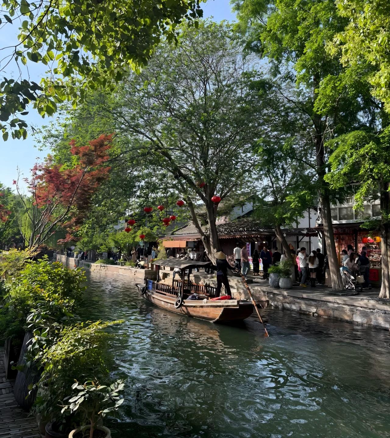 One-Day Private Tour to Zhujiajiao Water Town From Shanghai