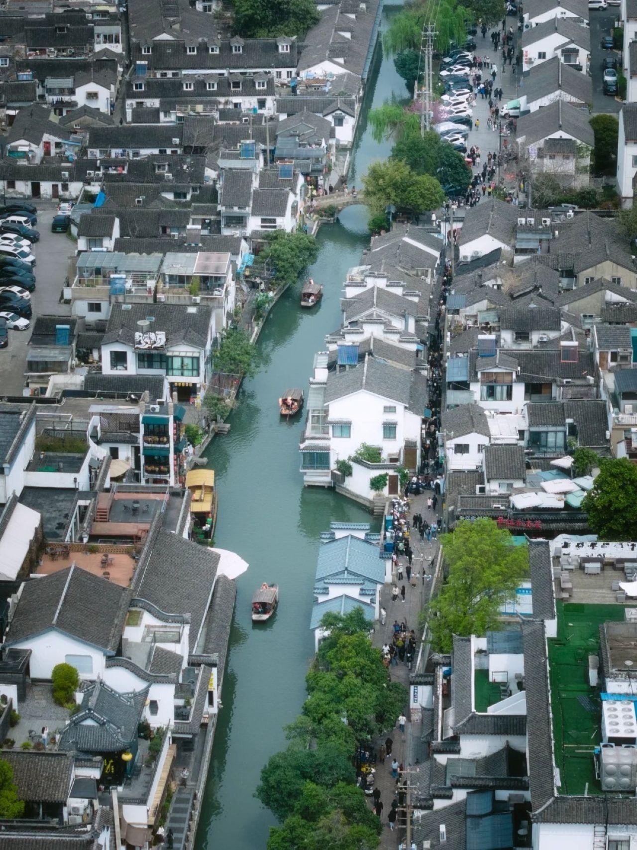 Classic Travel:Shanghai & Suzhou & Hangzhou & One- day tour 3