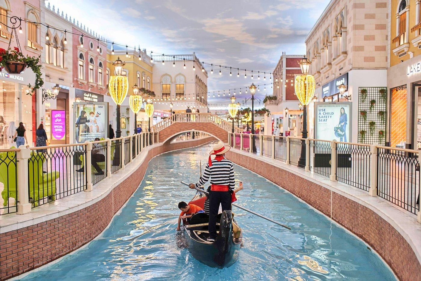 Doha:Private City Tour To Main Attractions With Gondola ride