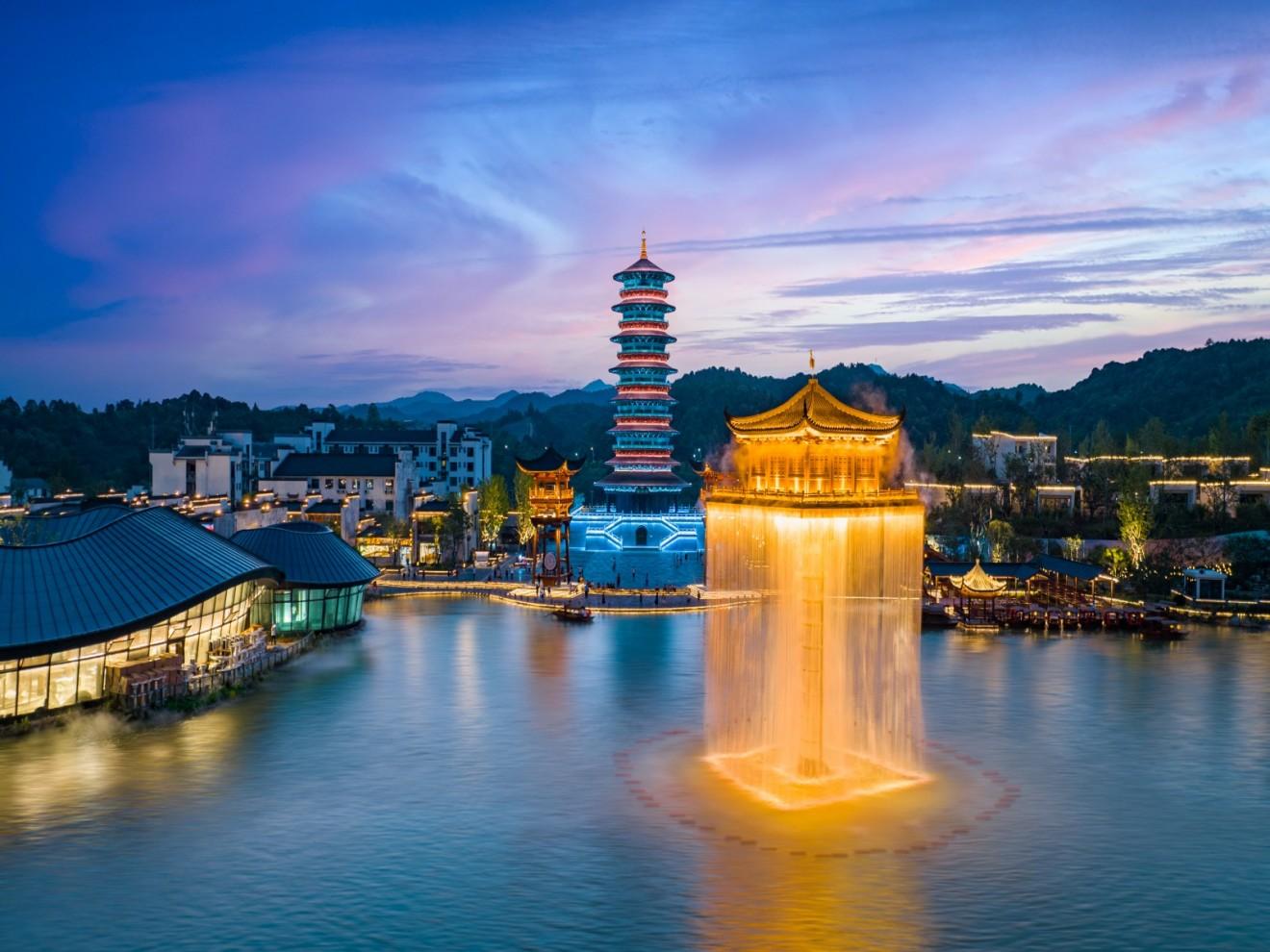 Shanghai: Wuyuan Scenic Area & Wunvzhou Magical 2-Day Trip 3