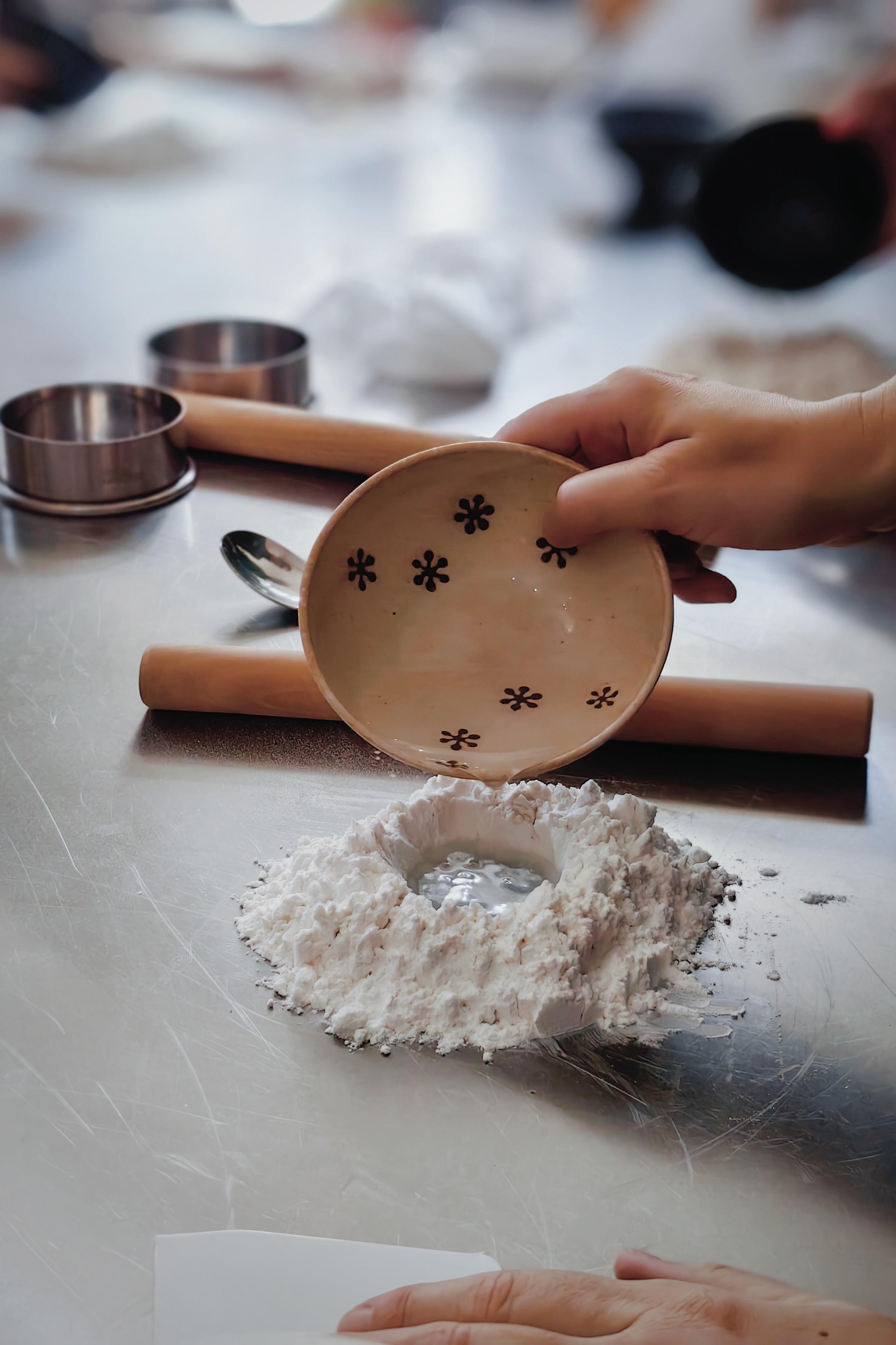 Shanghai: Soup Dumpling Class, Bamboo Weaving & Tea Ceremony 2