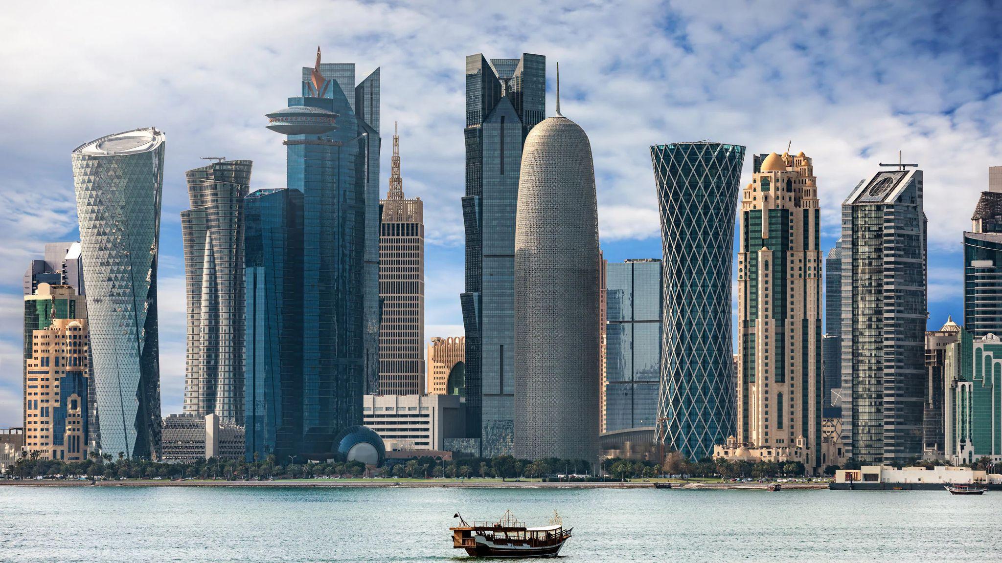 Guided City Tour Doha: Souq Waqif, Katara, & The Pearl-Qatar