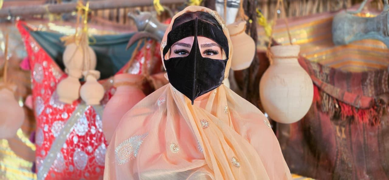 From Muscat: Bedouin Visit, Desert Sunset & Stargazing Tour 2