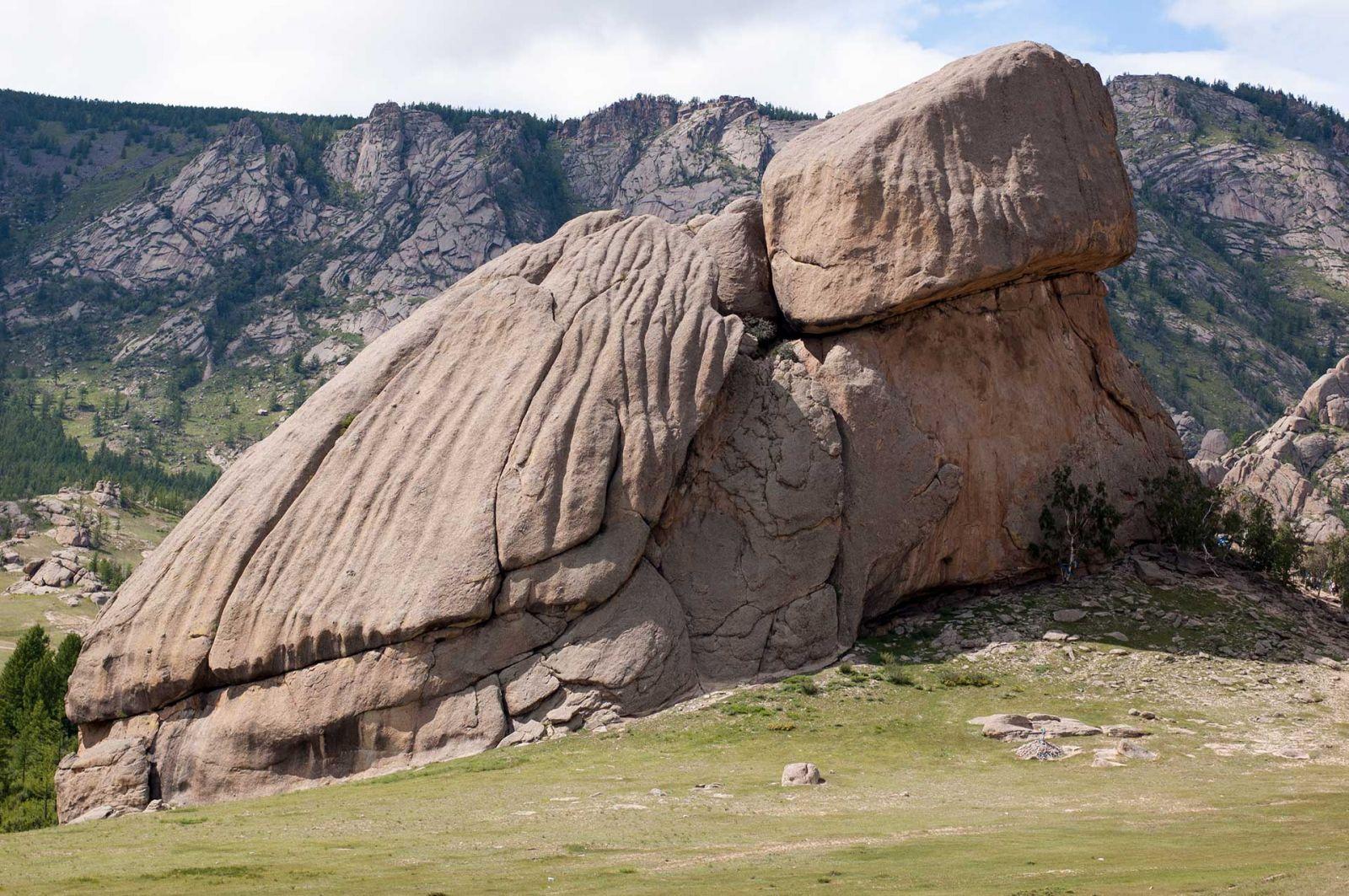 Horse ride and Sightseeing day tour experience in Terelj 2