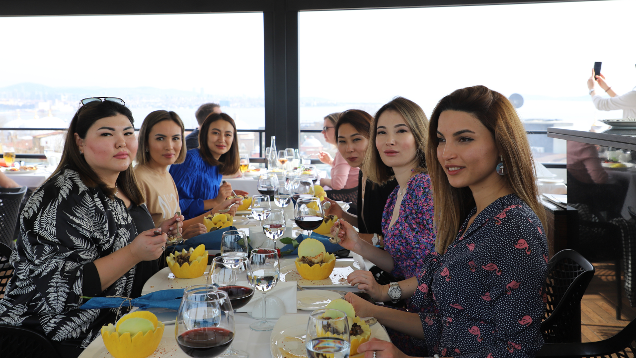 Istanbul: Private Customized Tour with Local Guide 3