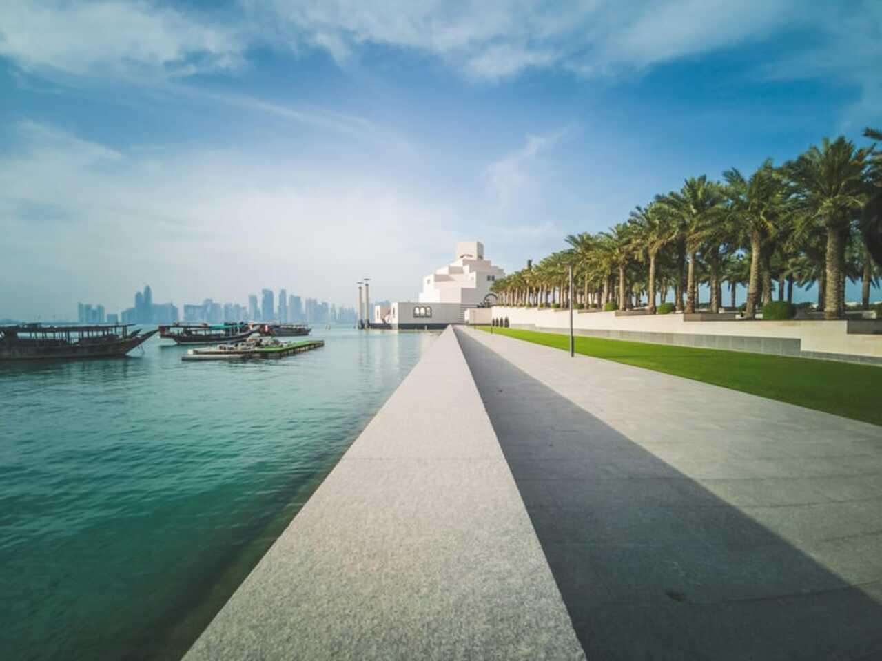 "Explore Doha: 4-Hour City Highlights Tour."
