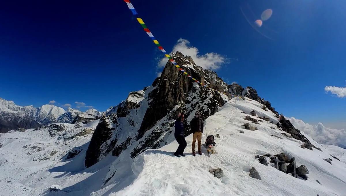 From Kathmandu: 13-Day Ganja La Pass Trek with Guide 2