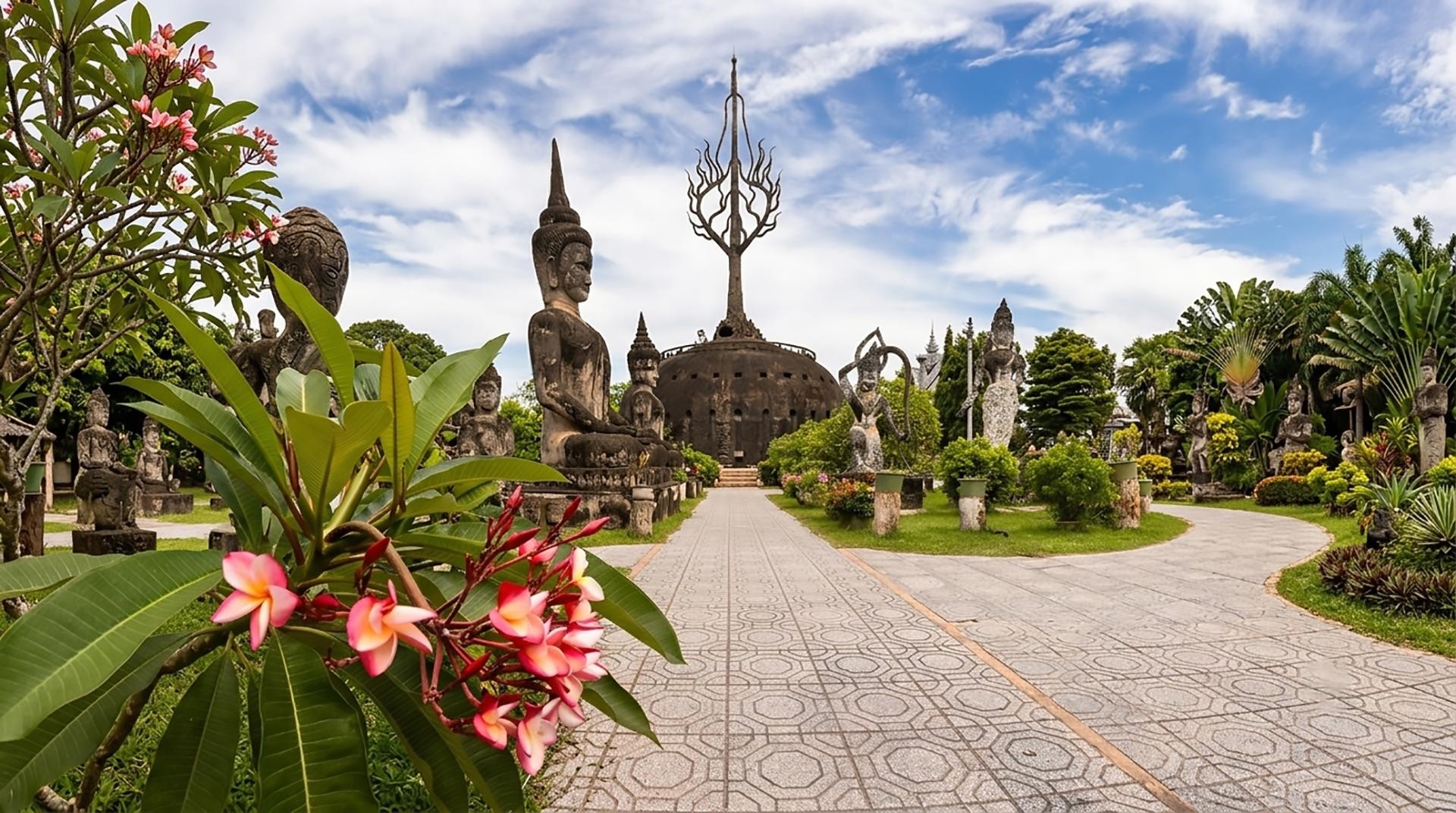 Buddha Park: Private Tuk-Tuk Tour & Lao Coffee Tasting 2