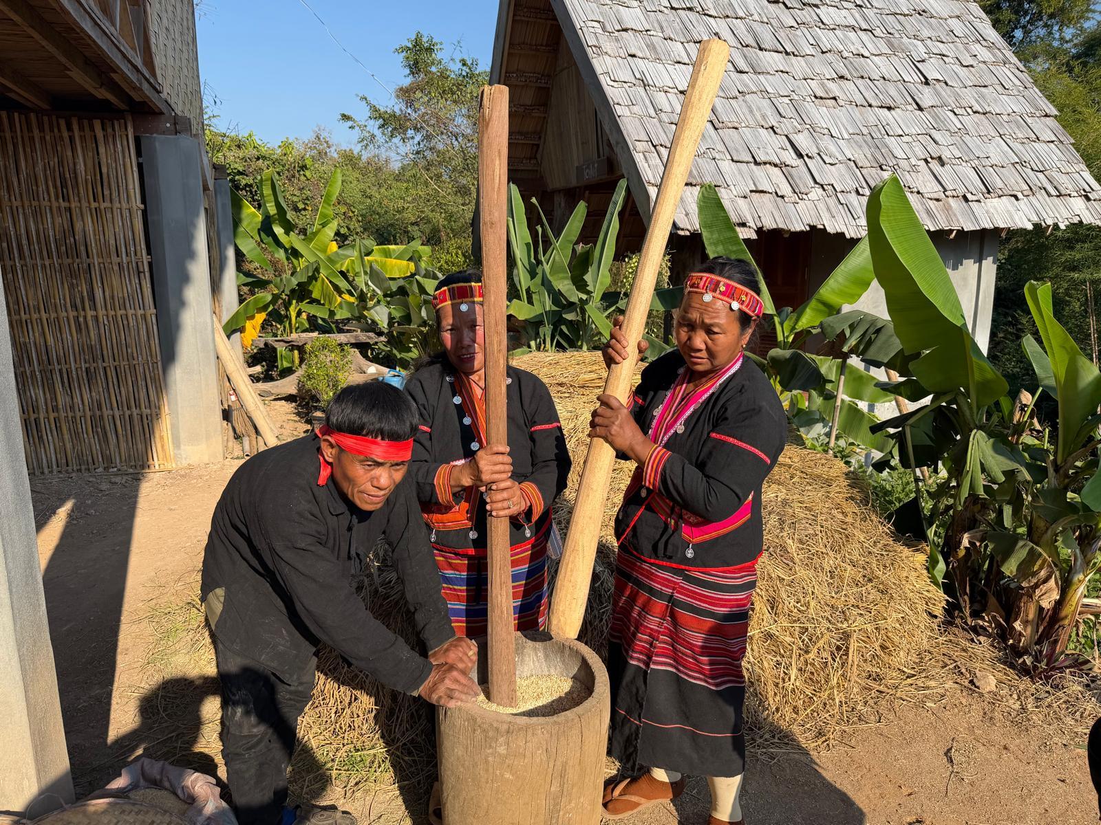 Luang Prabang: Khmu Culture Tour to Meet Local Families 2