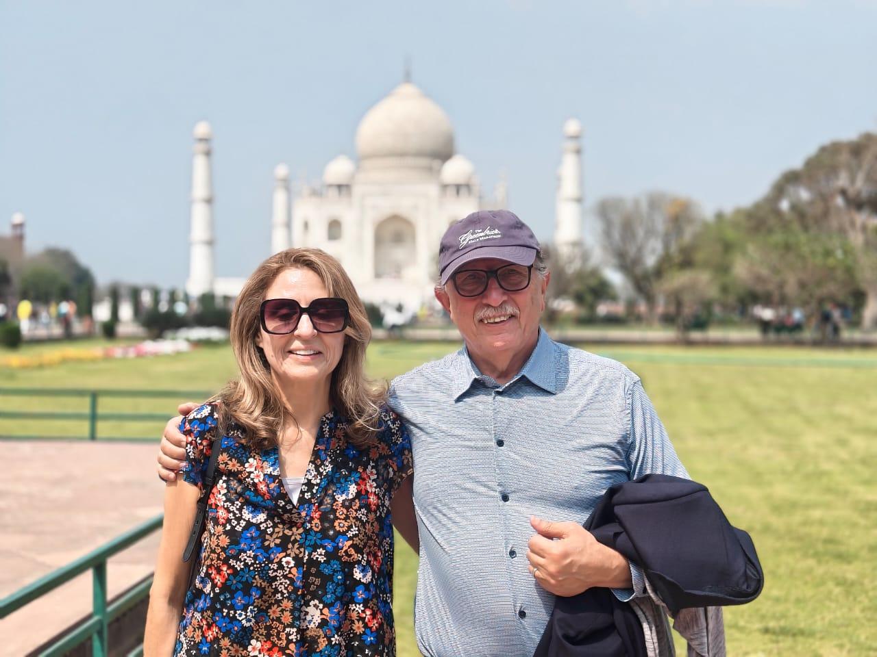 From Jaipur: Taj Mahal & Agra Private Guided Day Tour