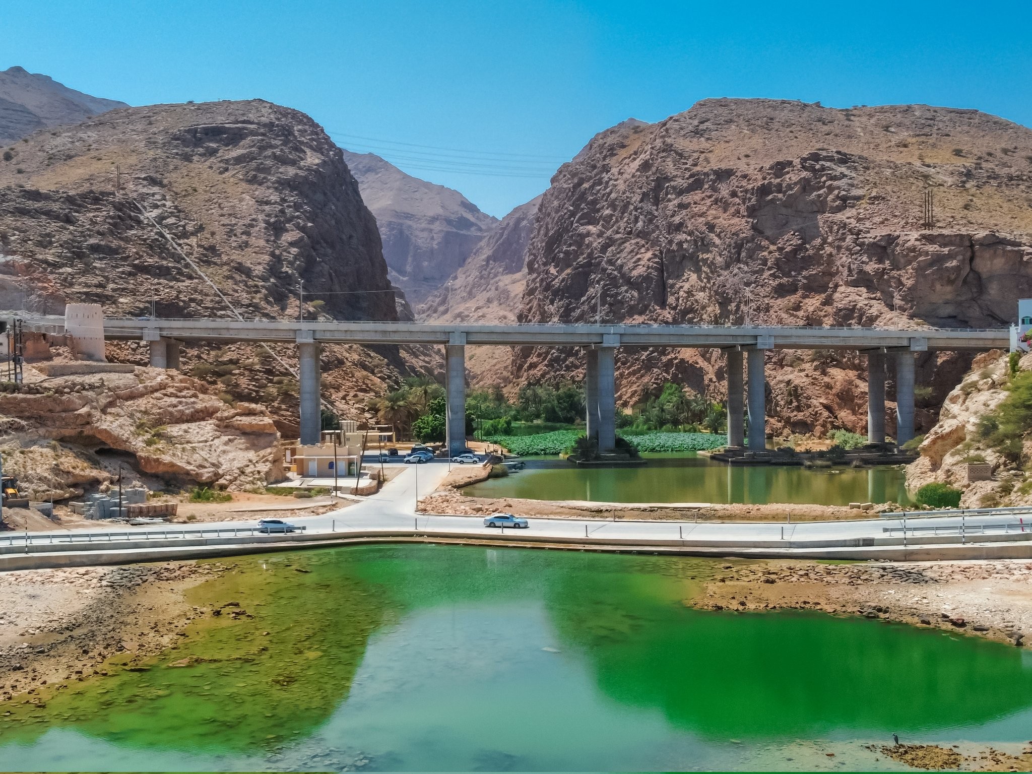Muscat : Private trip to Wadi Shab + sinkhole