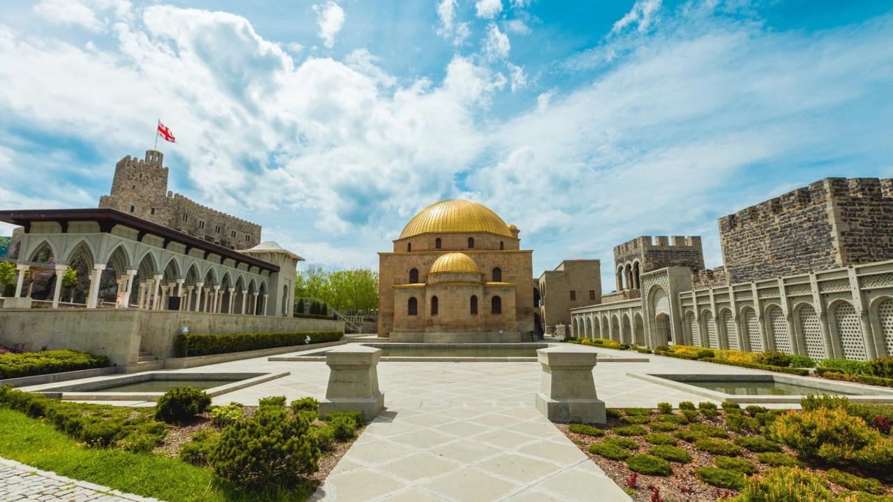 Private Rabati, Khertvisi & Green Monastery Tour 3
