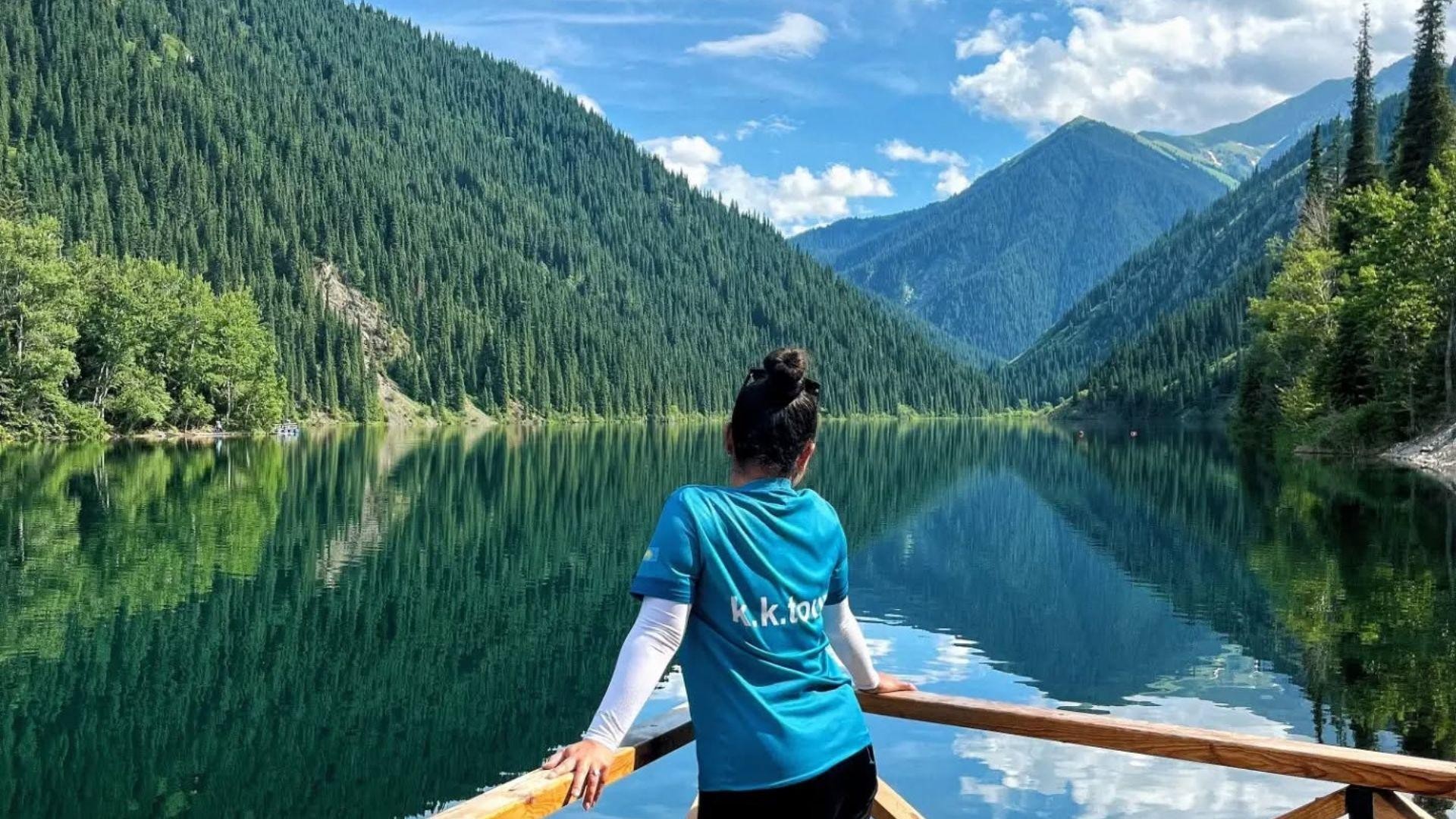 Almaty: Private SUV Tour to Kolsay & Kaindy