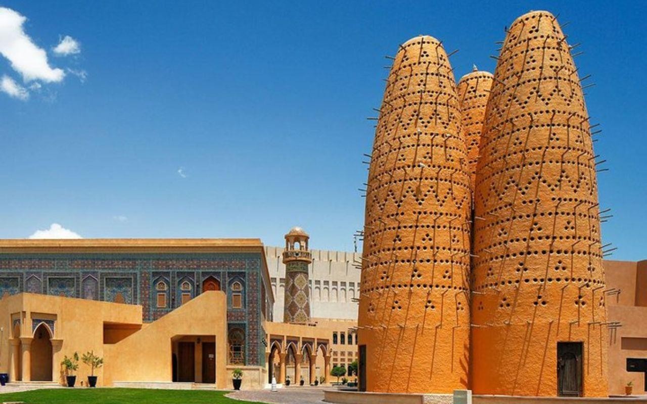 Qatar: Full-Day City & Desert Safari with Inland Sea Tour 2