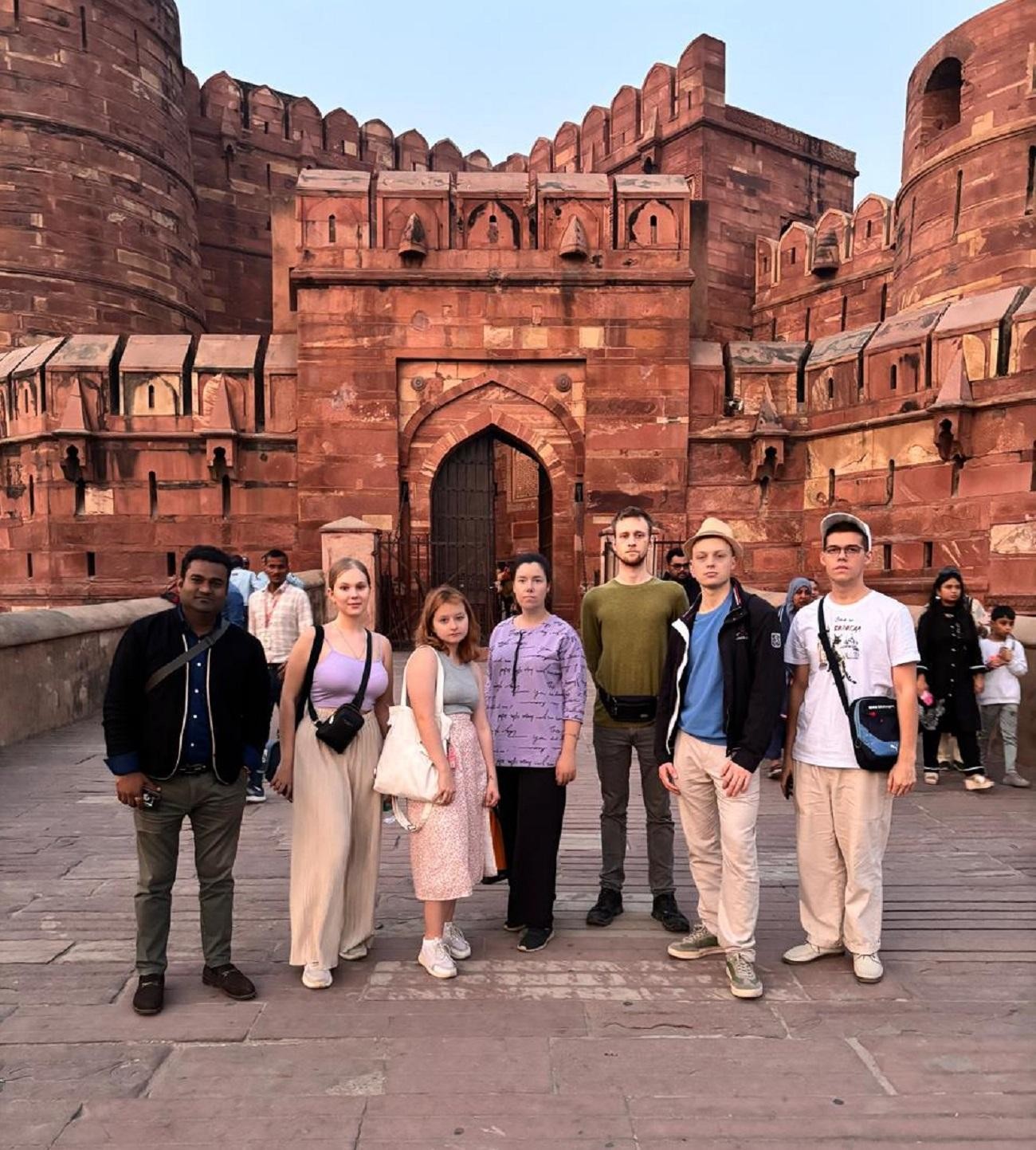 Delhi: Taj Mahal/Agra Luxury Tour by Gatimaan Express Train 3