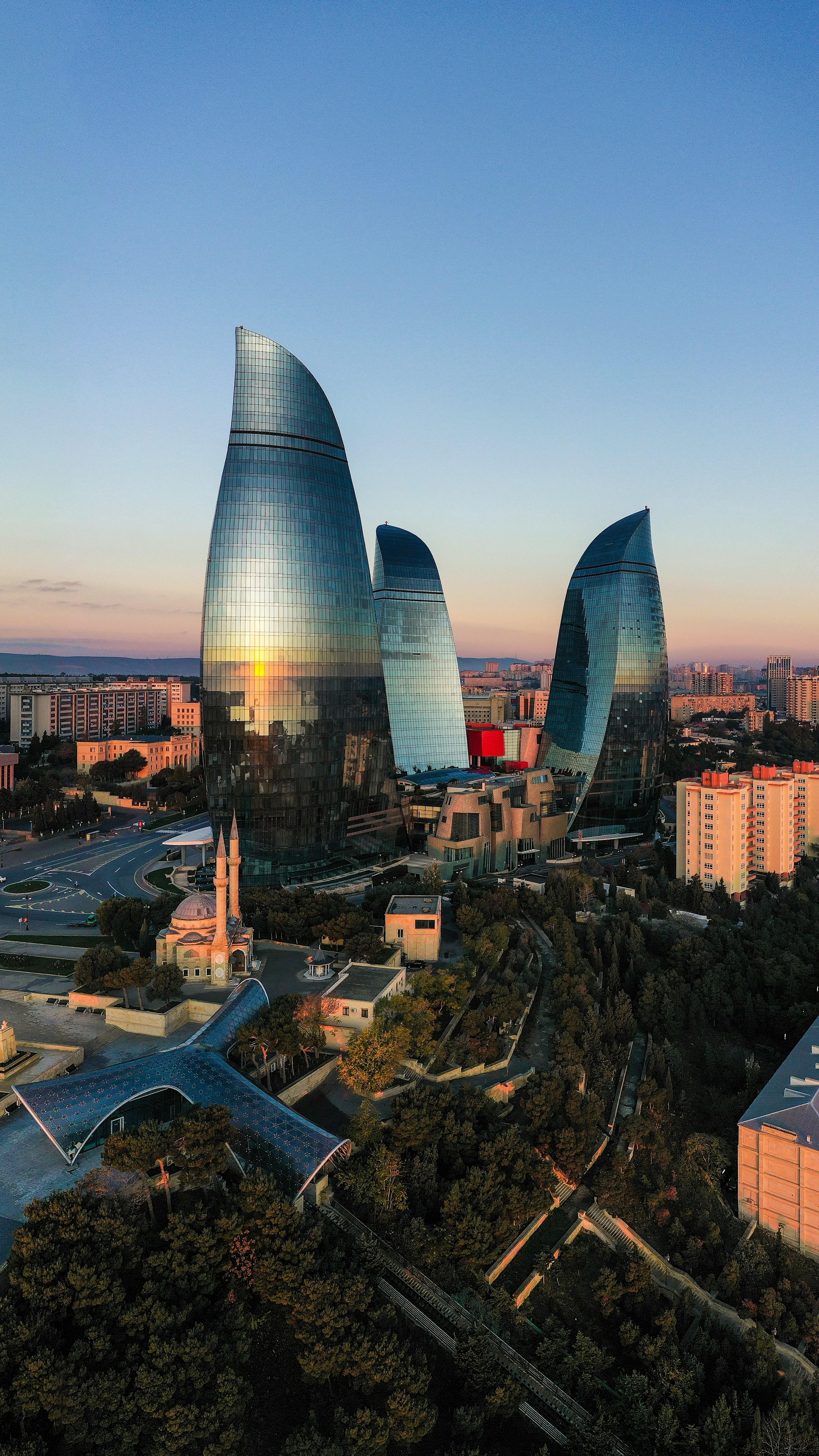 Baku: Night Panoramic Group Tour with Flame Towers 1 3