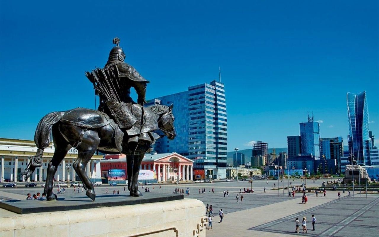 2 day Express: Kharkhorin, Ugii Lake, & Semi-Gobi Tour 2