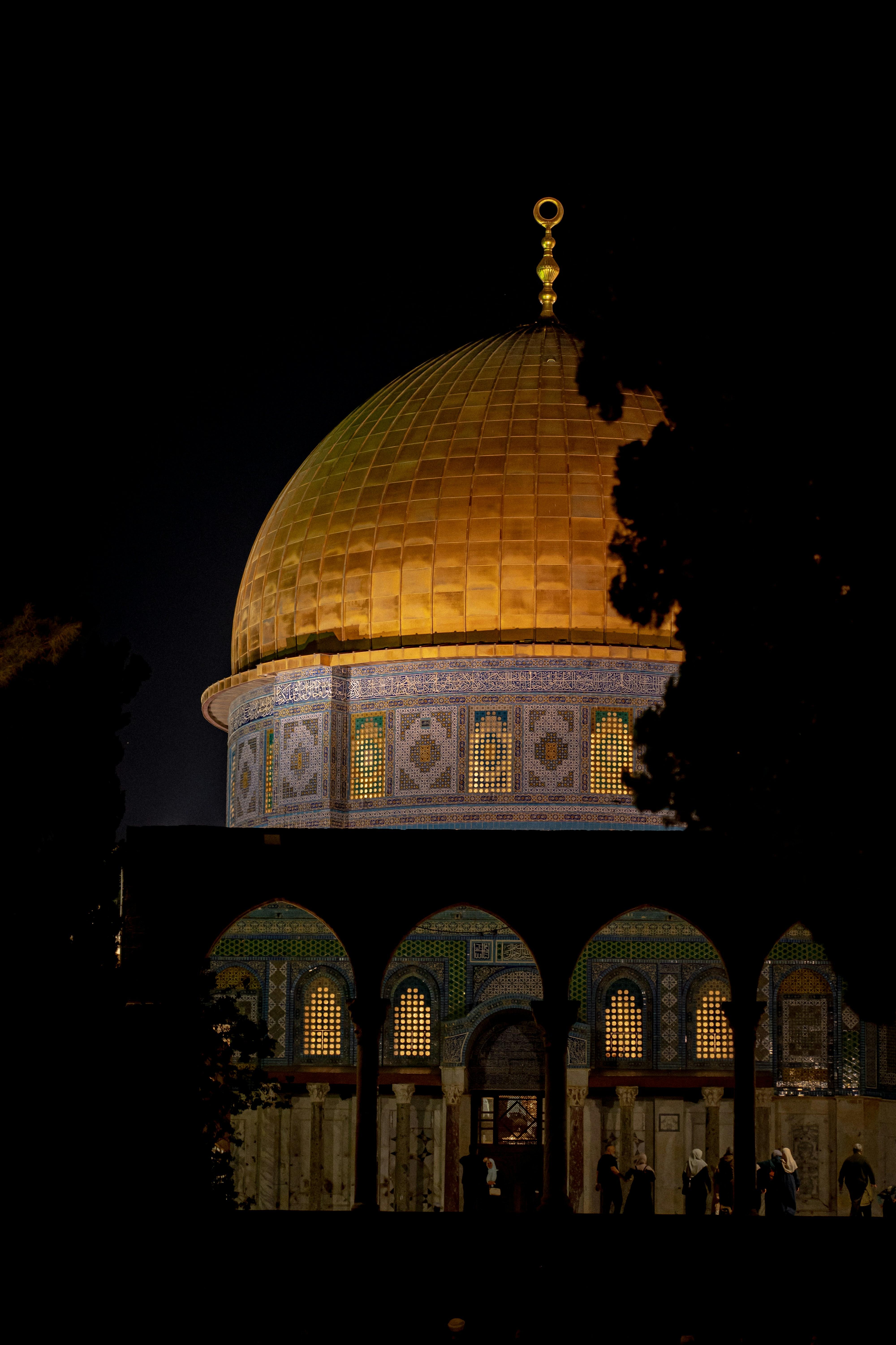 Jerusalem After Dark: Old City Sunset Walking Tour & Wine 3