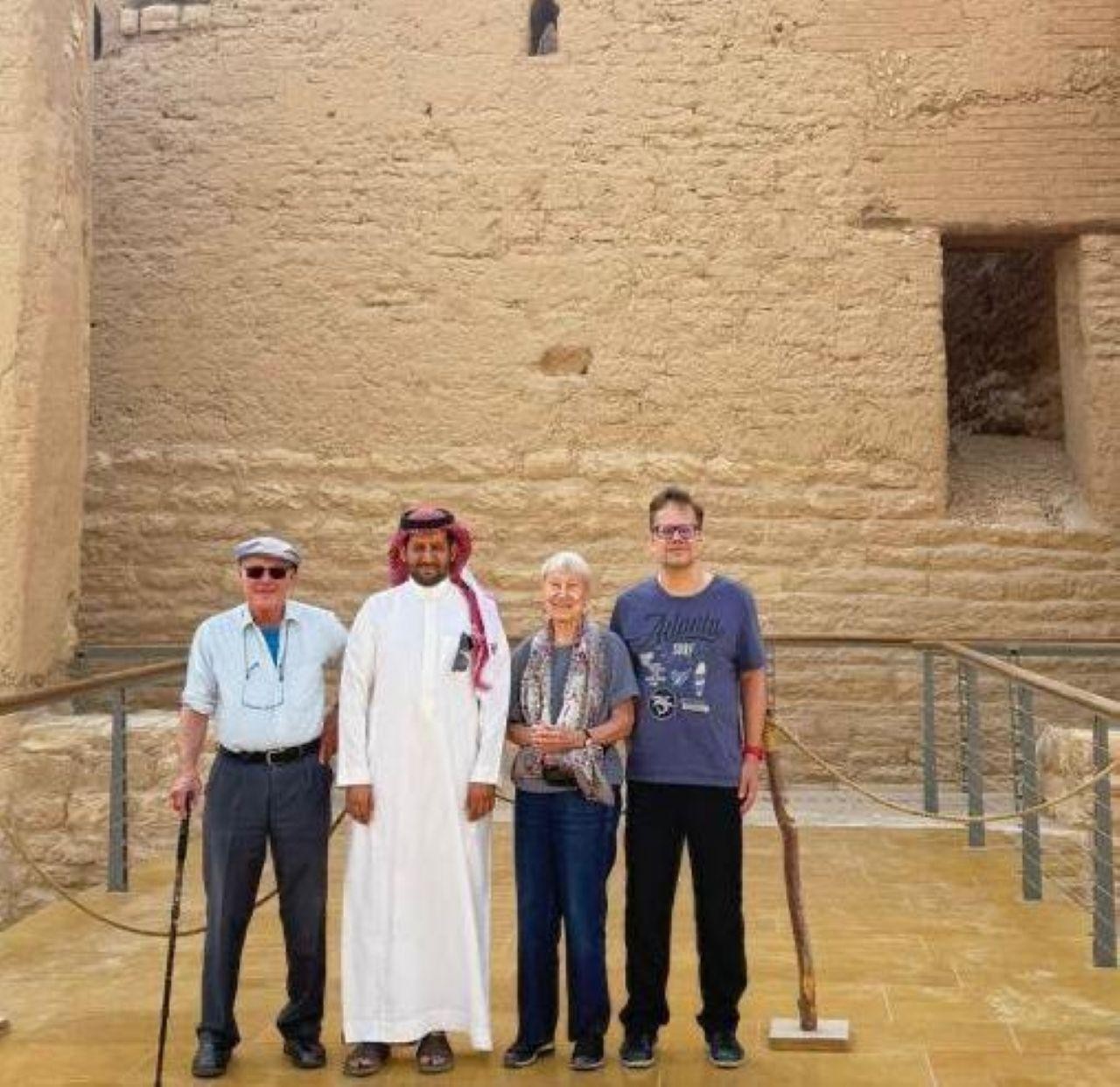 Riyadh tour: historical landmarks and traditional experience 2