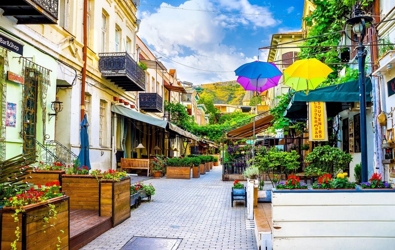 Tbilisi: 7-Day Tour with Free Transfers & Breakfast