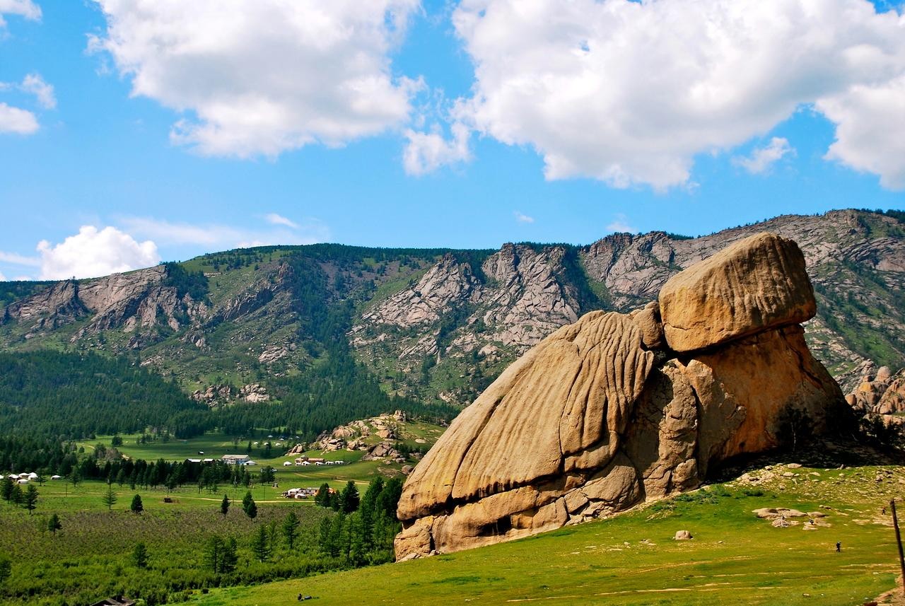 Gorkhi-Terelj National Park & Chinggis Khaan Statue