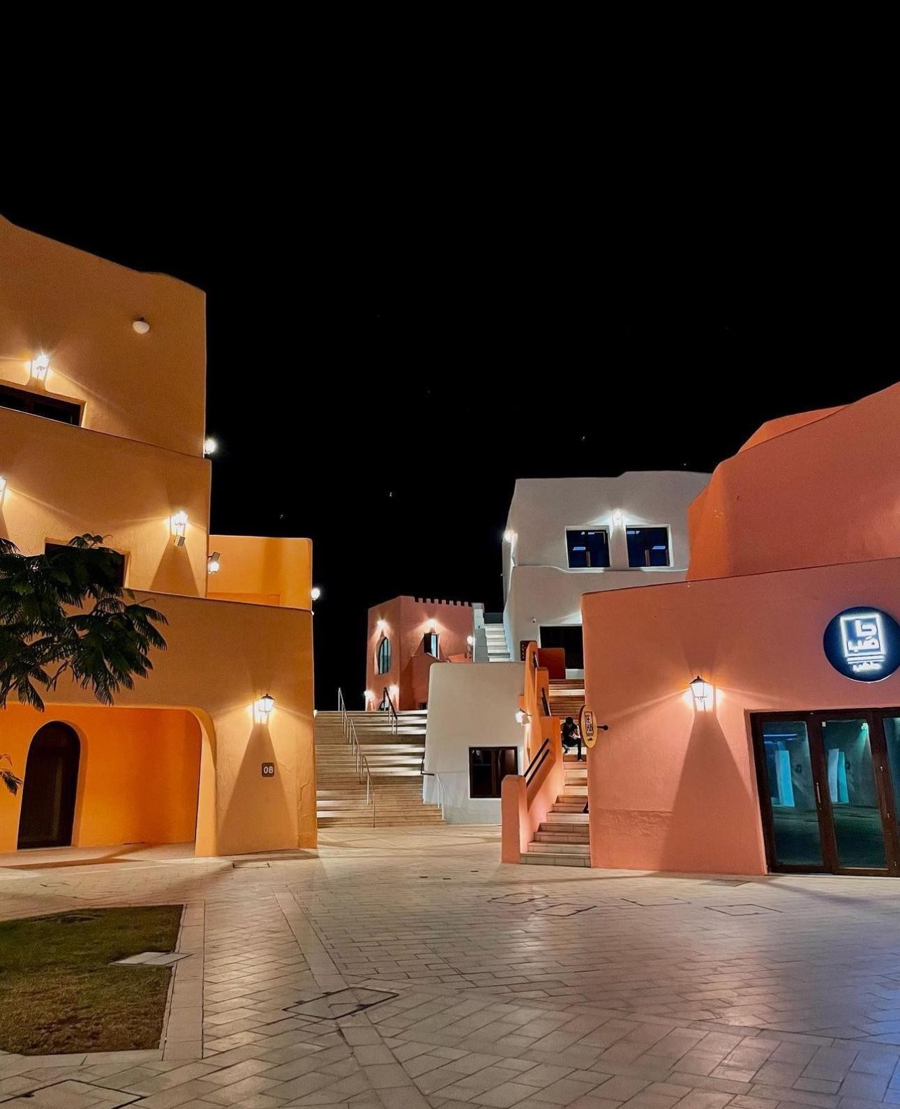 Doha: City Tour,Corniche,Souq Waqif,The Pearl,and Katara 3