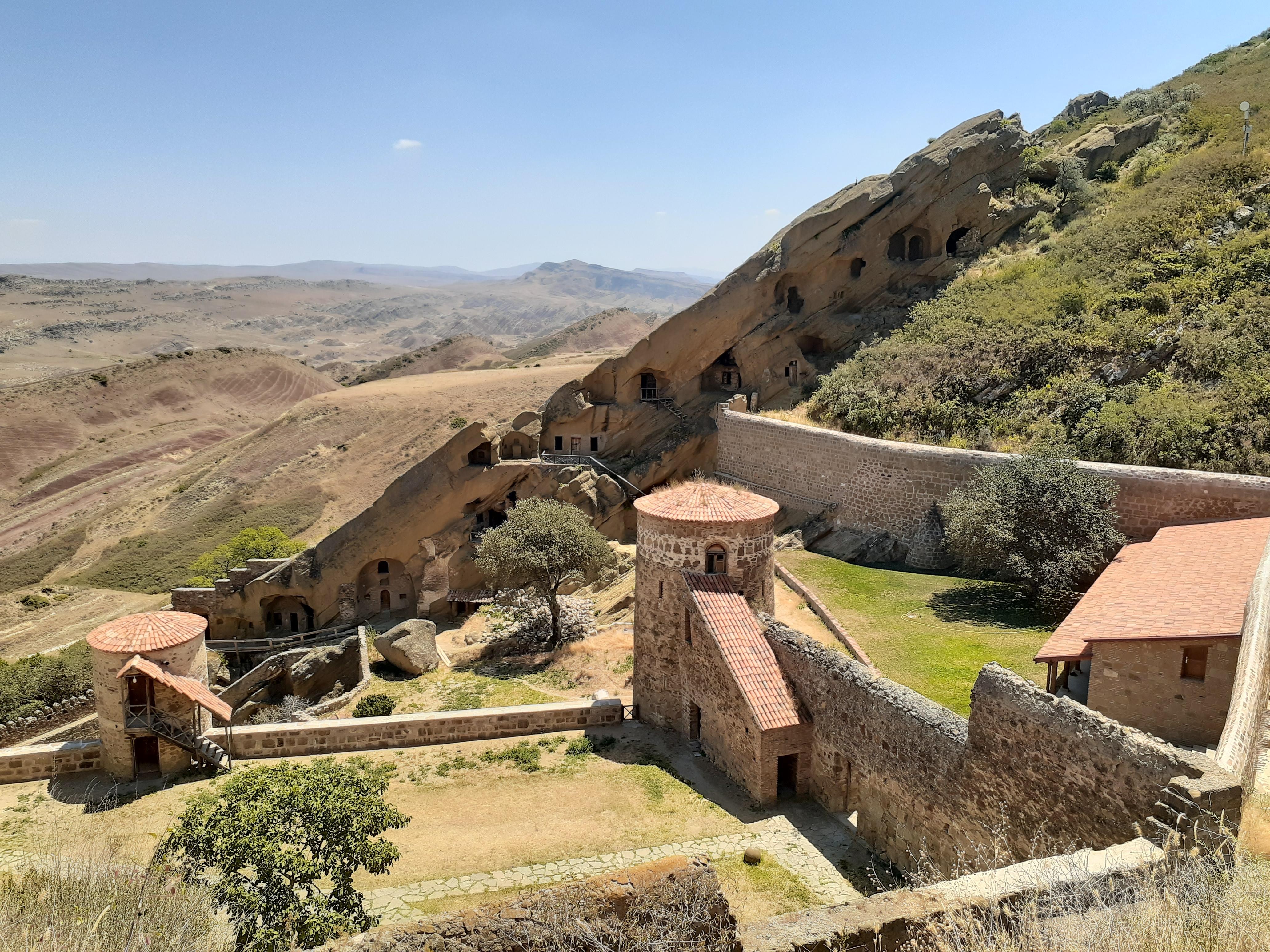 Tbilisi: David Gareja, Rainbow Mountains & Sighnaghi Tour 2