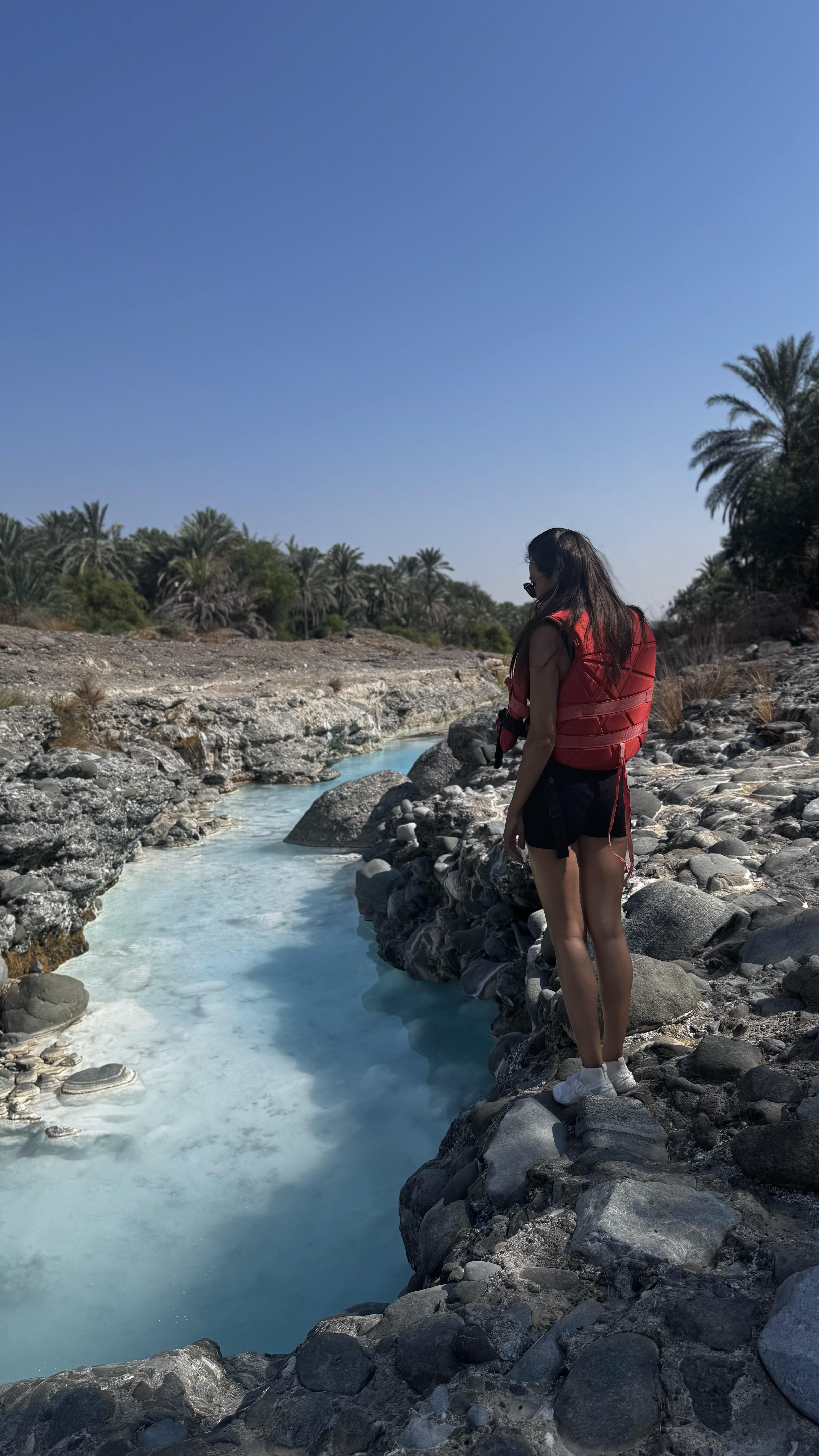 Muscat: Wadi Huwqain Hike and Swim with Local Guide