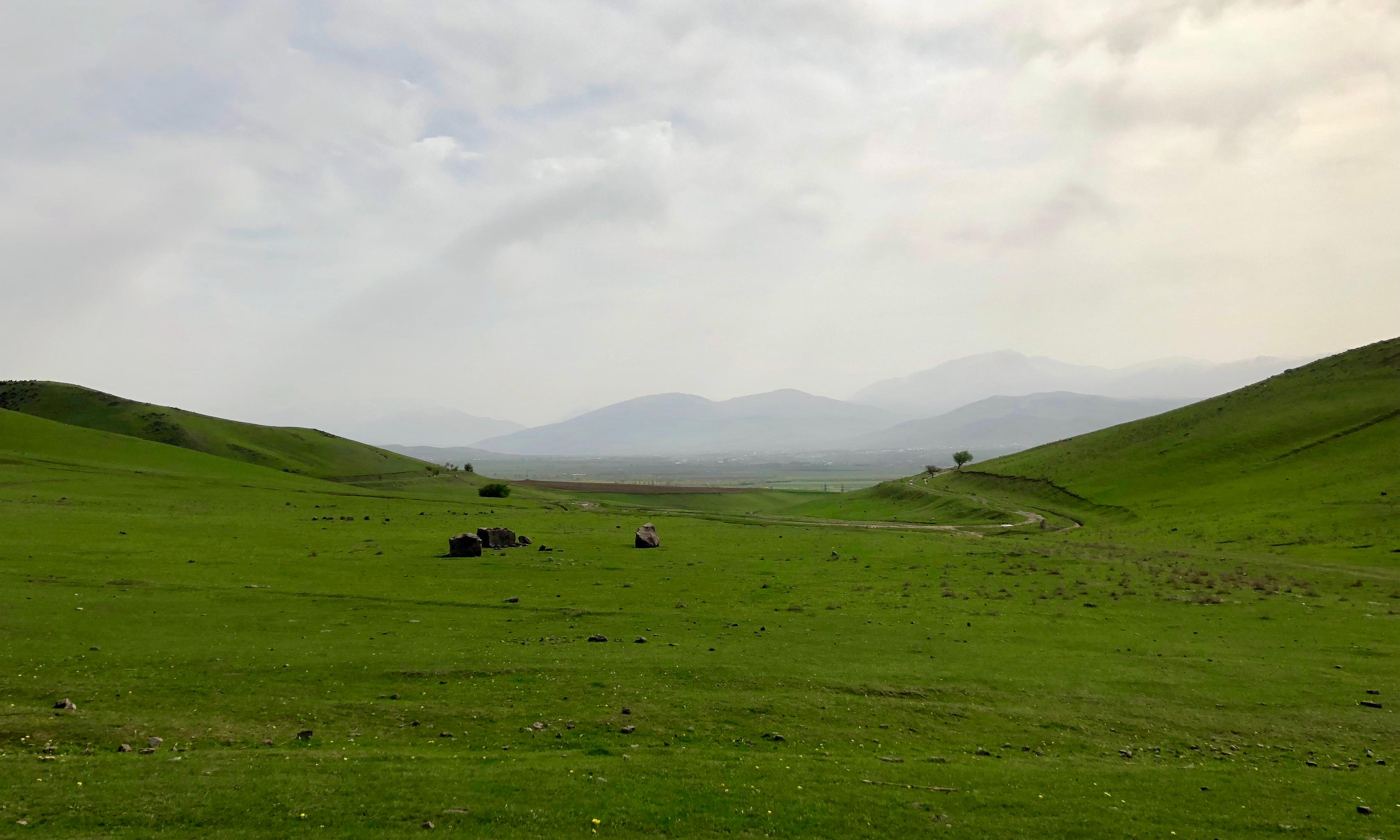 From Tashkent: 12-km Tavaksay Waterfall & Canyon Hiking Tour 2
