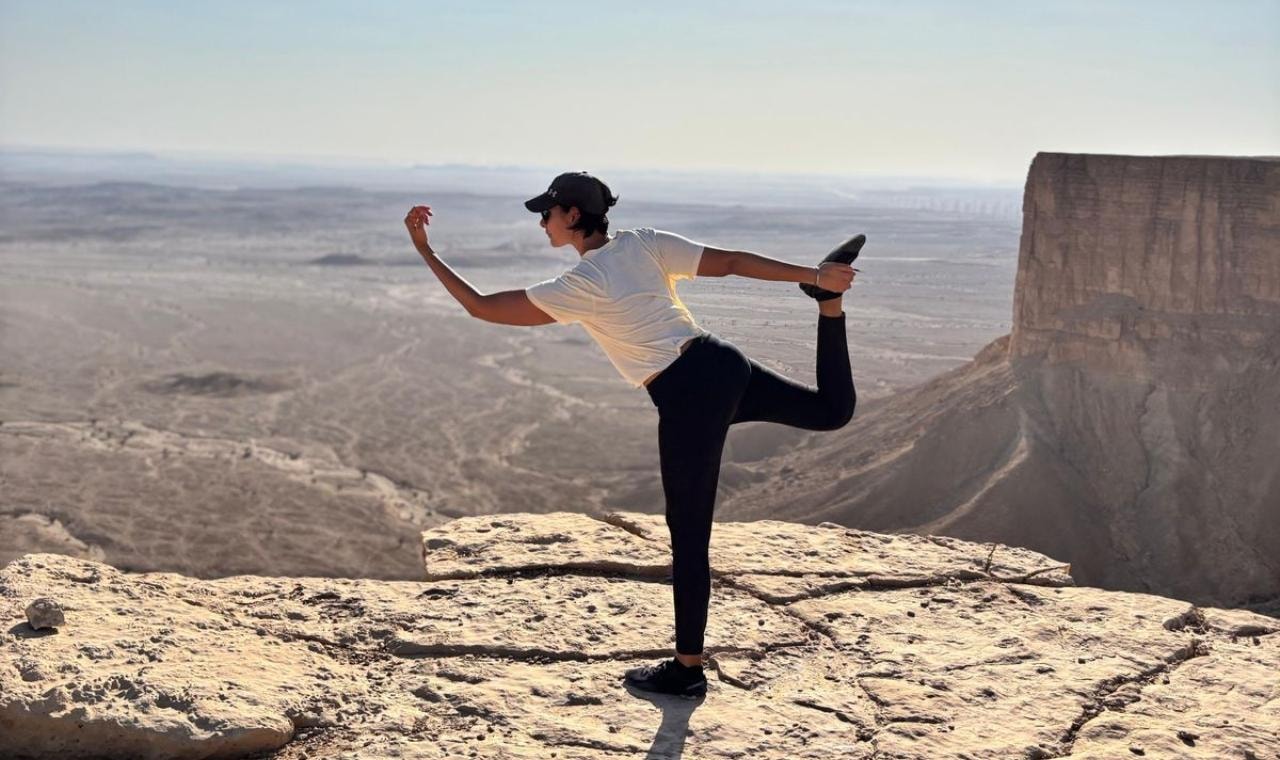 Riyadh: Group Edge of the World Sunset Tour 2