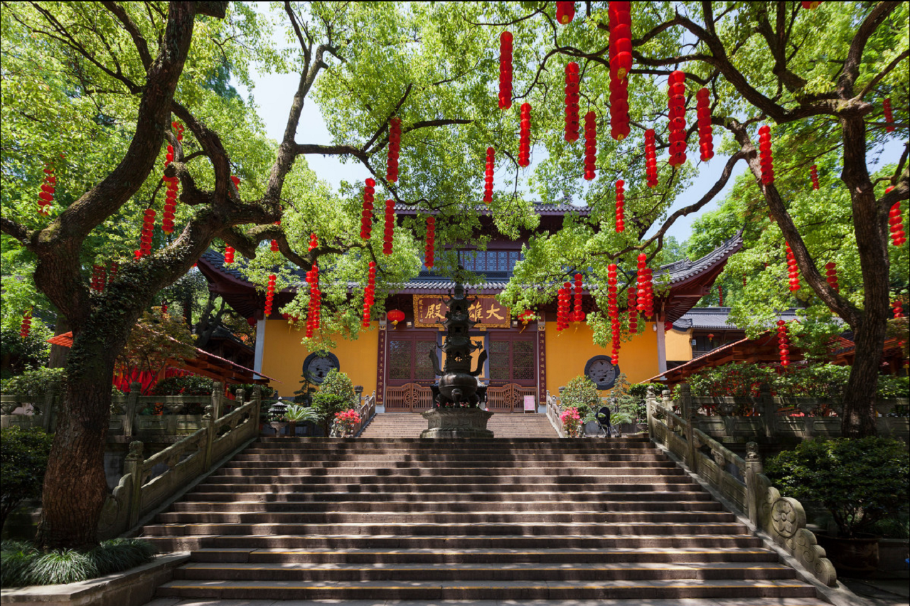 Hangzhou Private Day Trip by Bullet Train from Shanghai 2