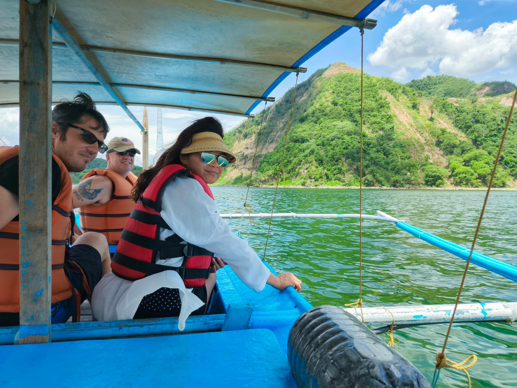 Manila: Tagaytay Half-Day Tour with Local Snack & Art Museum 3