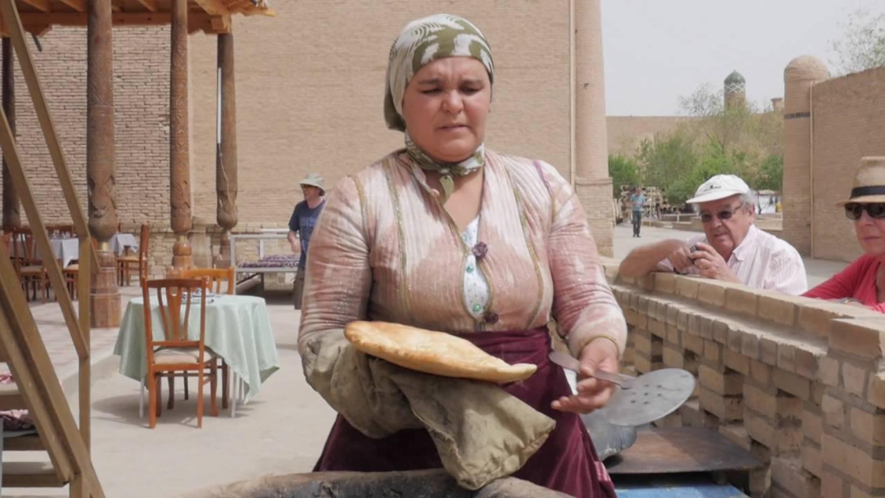 Master Class - Uzbek Bread in Khiva 2
