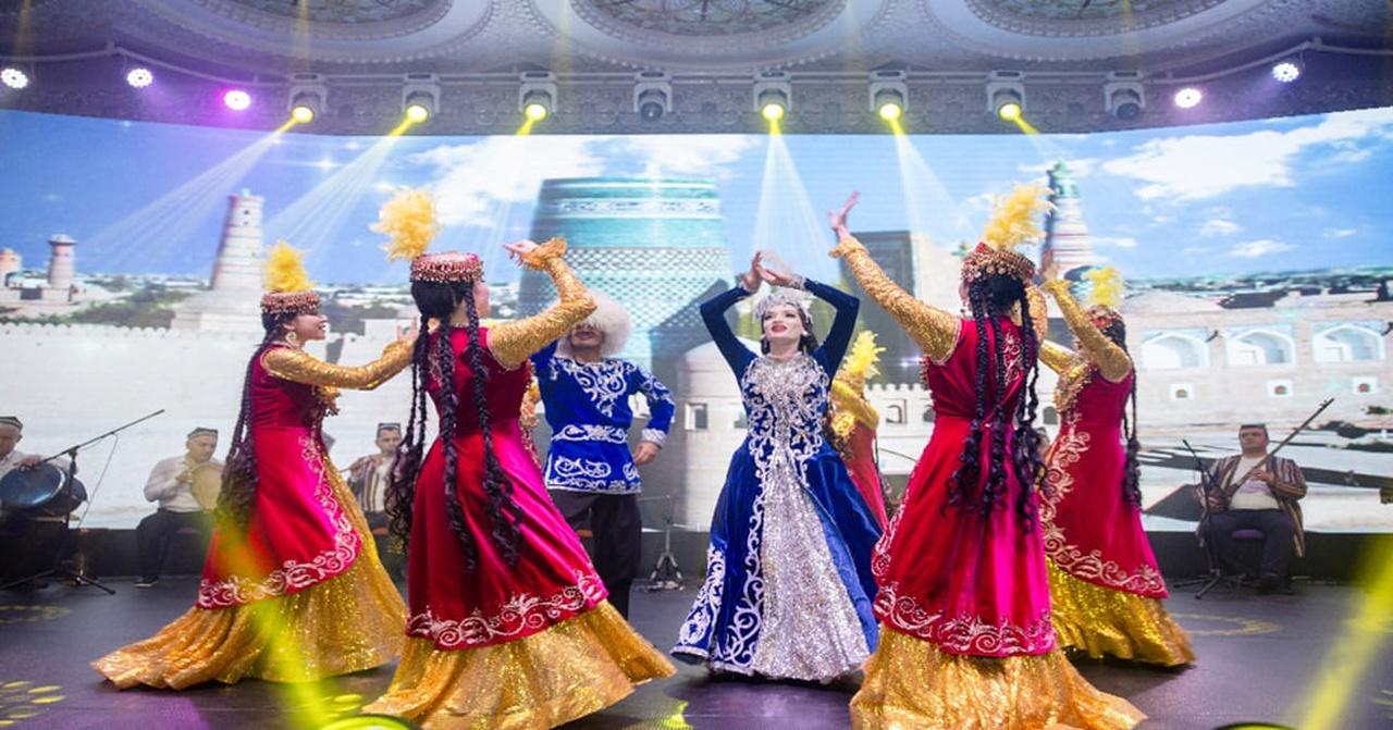 Uzbek Folklore Show in Samarkand