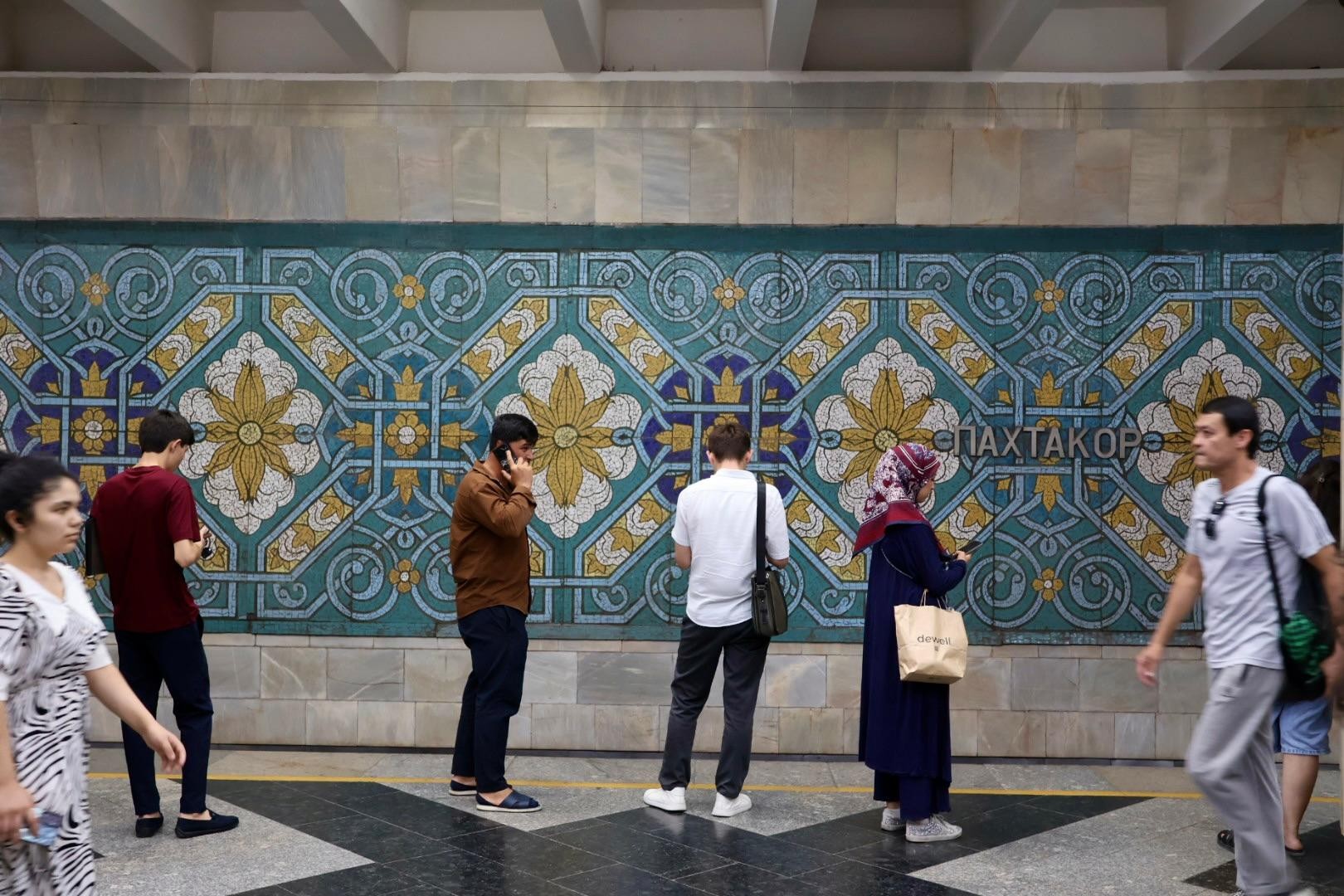 Tashkent: 4 Hour Food Tour and Metro Journey with a Guide 3