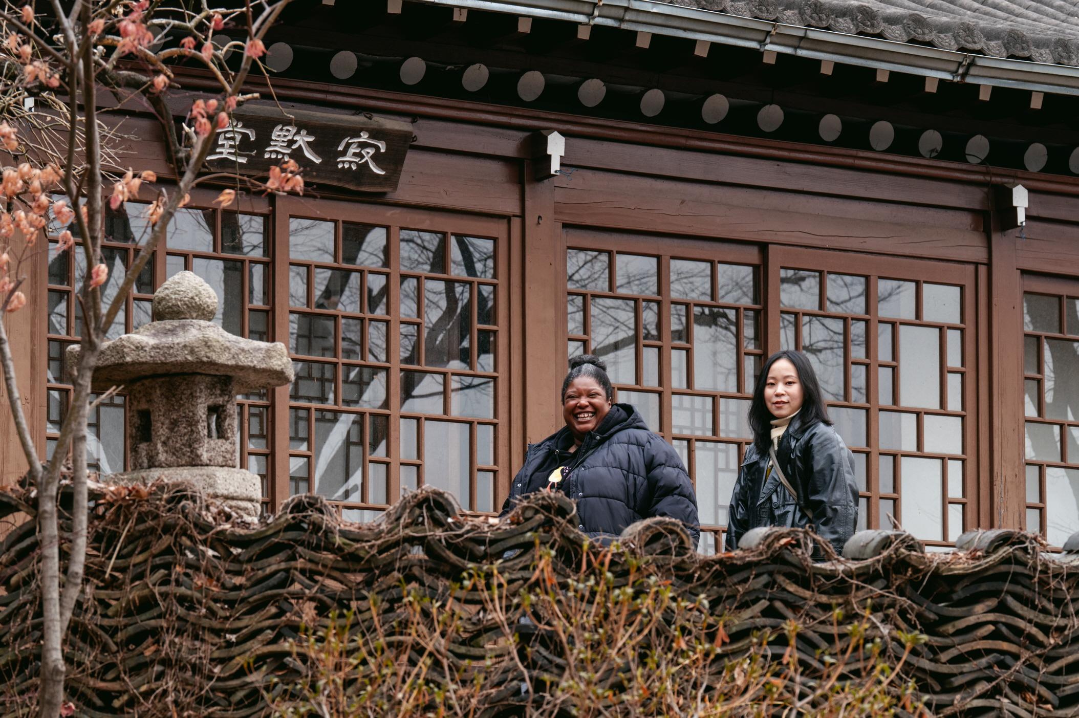 Seoul: Small Group Walking Tour Into City's Hidden Layers 2