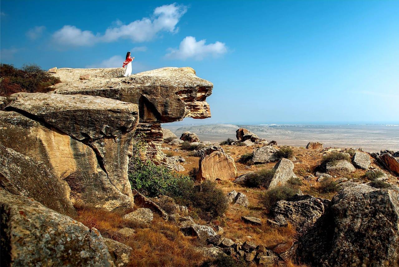 Baku: 4-Hour Gobustan–Bibi-Heybat Tour, 4x4 to Mud Volcanoes