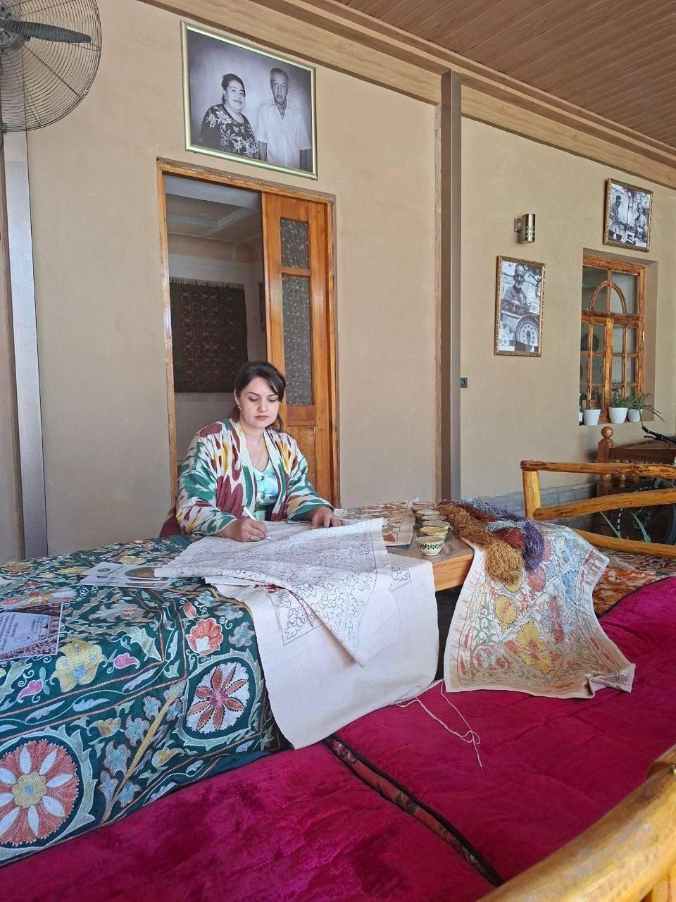 Tashkent: Uzbek Embroidery Craft Masterclass, Tea & Keepsake 3