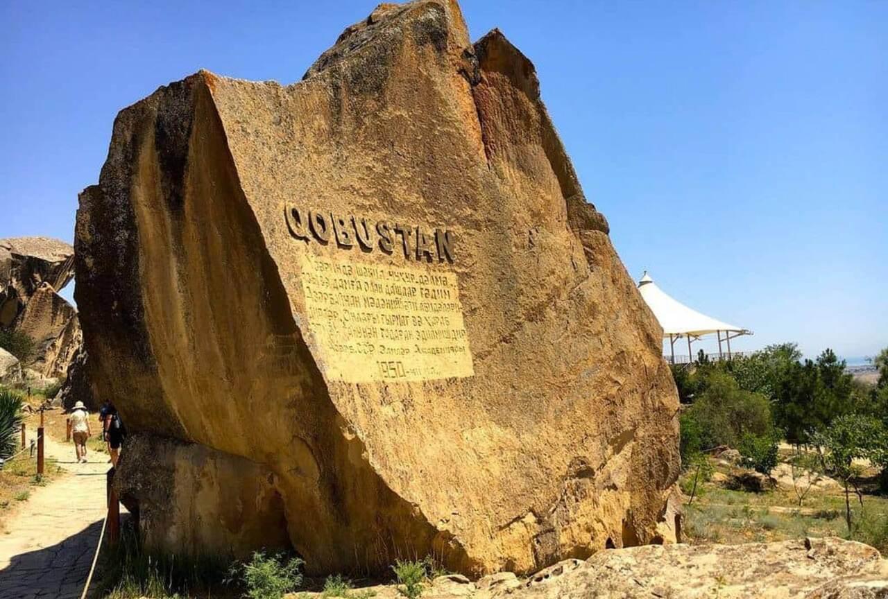 Baku: Gobustan Absheron (Mud Volcano, FireTemple & Yanardag) 3