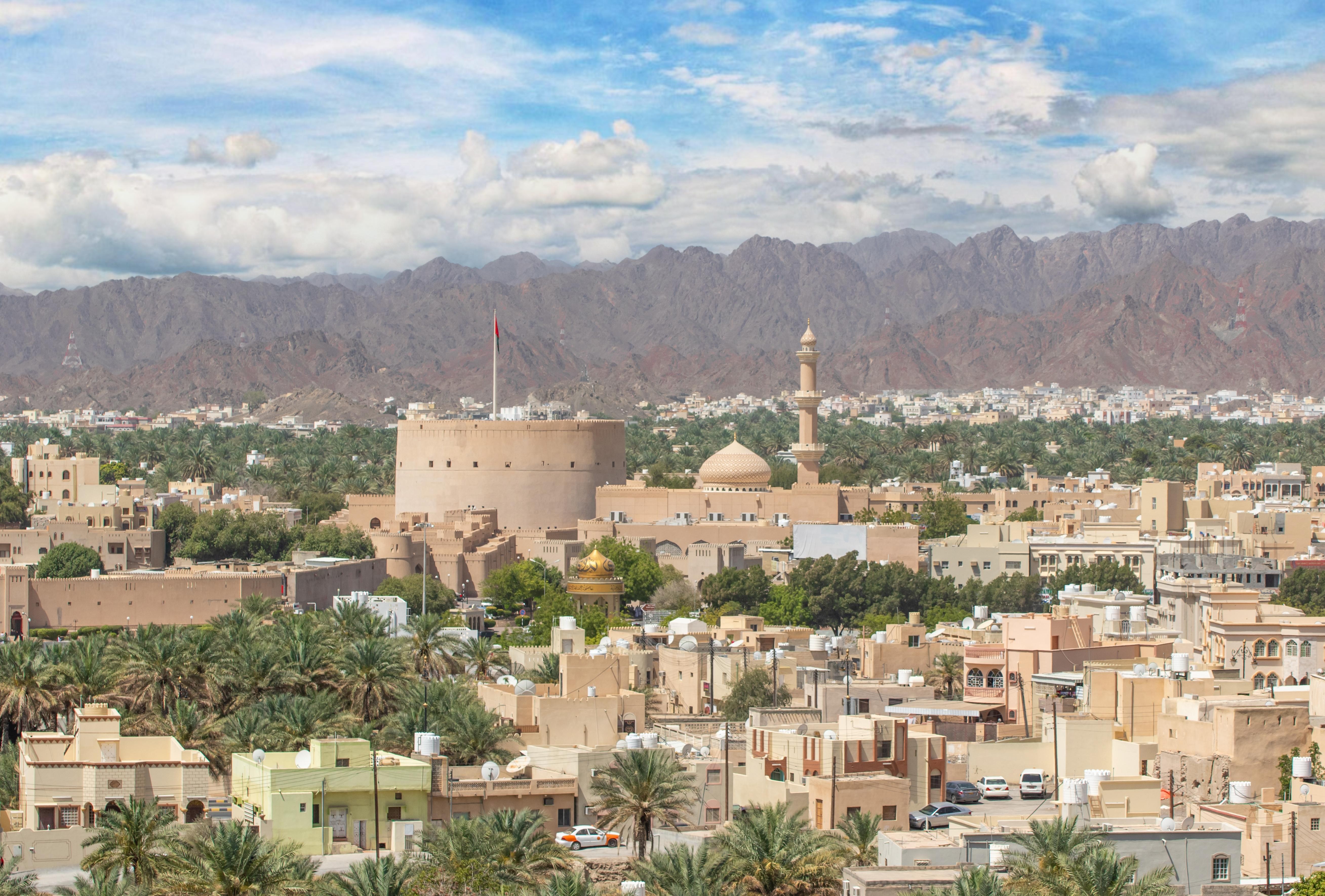 Unforgettable 4x4 Trip to Nizwa & Arabia’s Grand Canyon 2