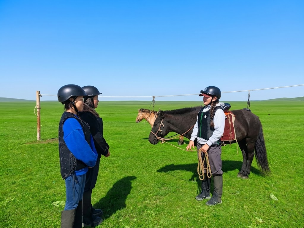 Mongolia: Horseback Riding Day Lesson and Grassland Ride 2