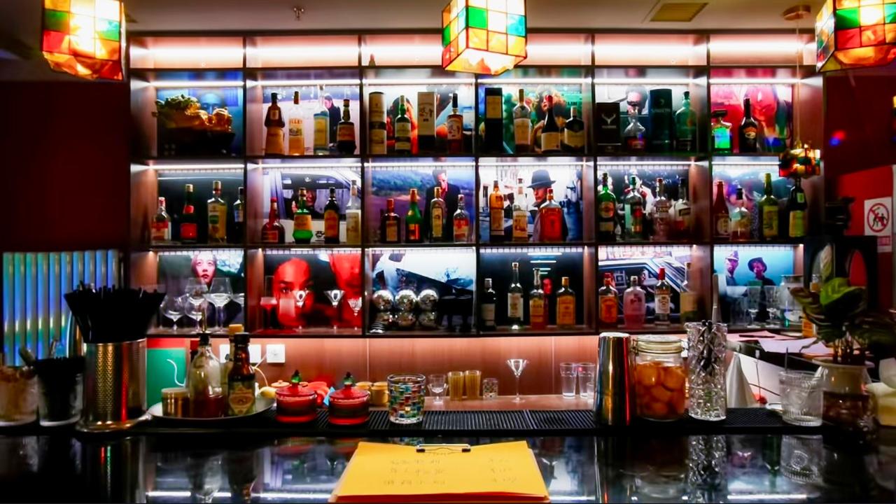 Beijing Nightlife: Explore Retro Movie Bars & Hutong