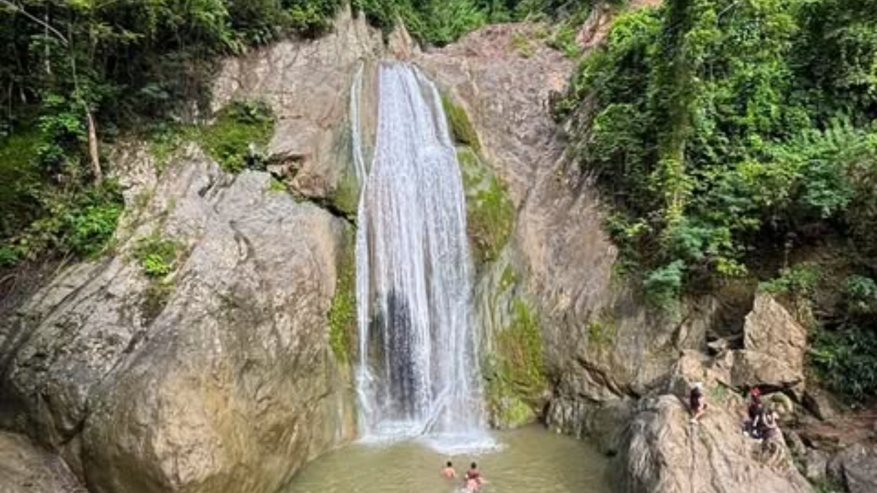 Cebu City: Kang-Irag and Budlaan Falls Guided Hike 2