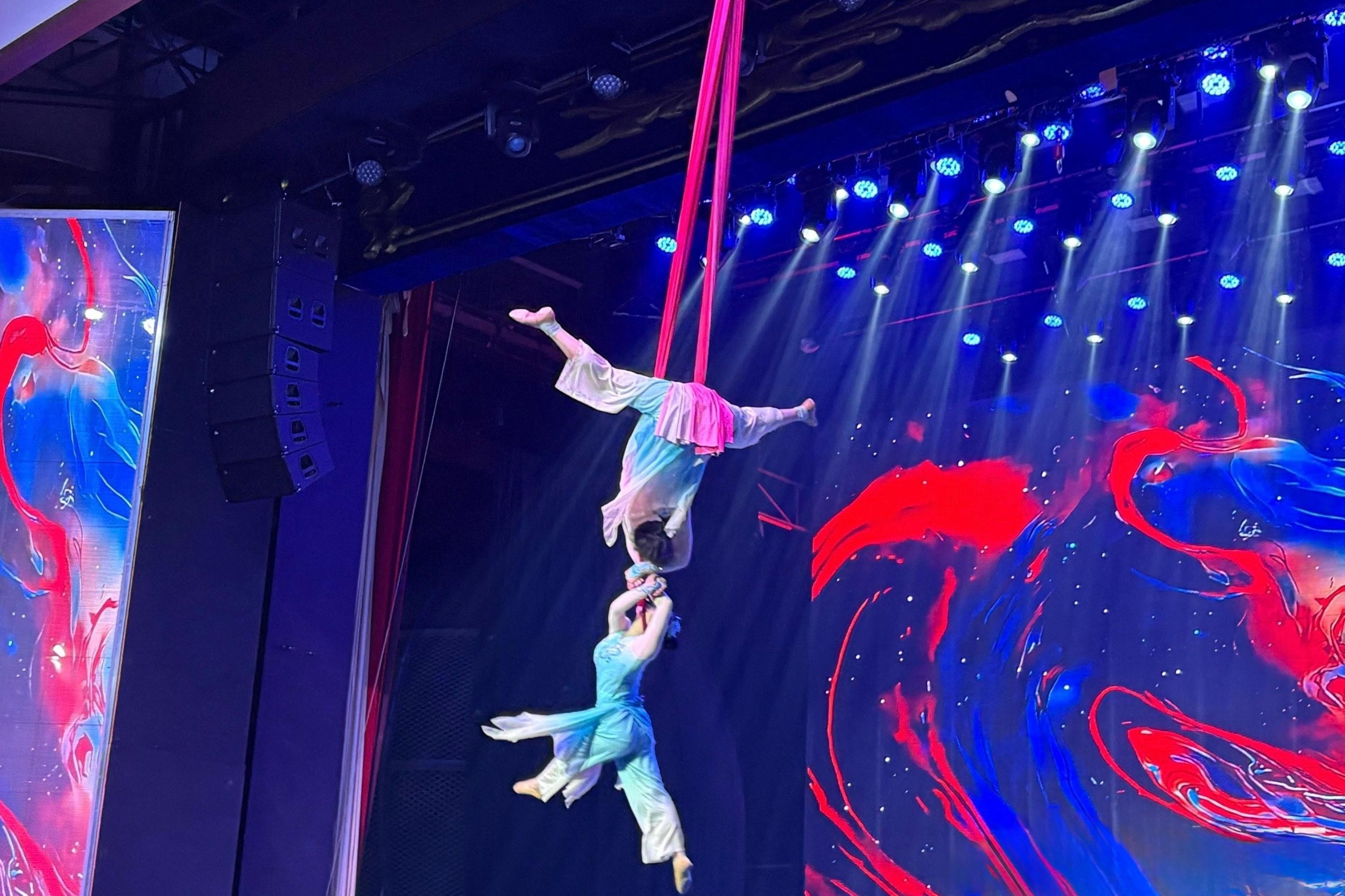 Beijing: Olympic-Level Qinlegong Acrobatic Show Ticket 2