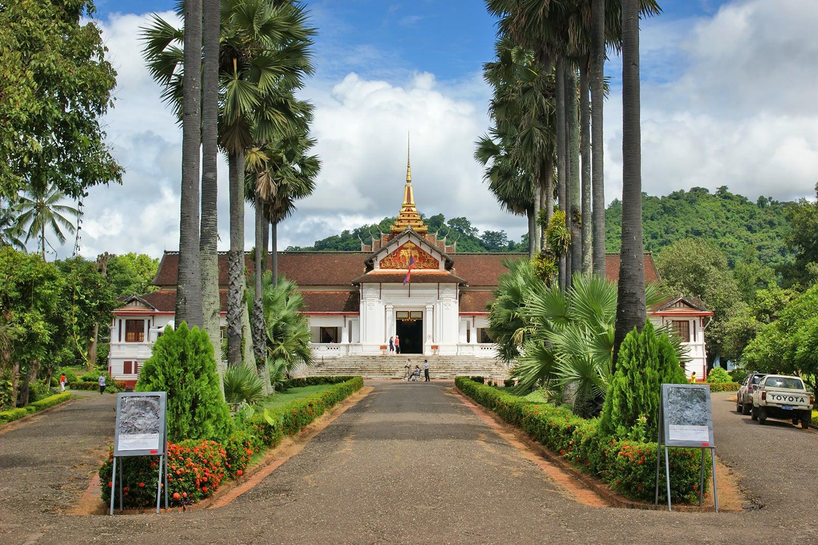 Luang Prabang Private Full-Day Tour and Lunch 3